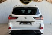 Lexus LX570 S Black Edition