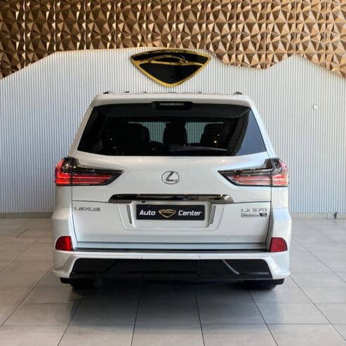 Lexus LX570 S Black Edition