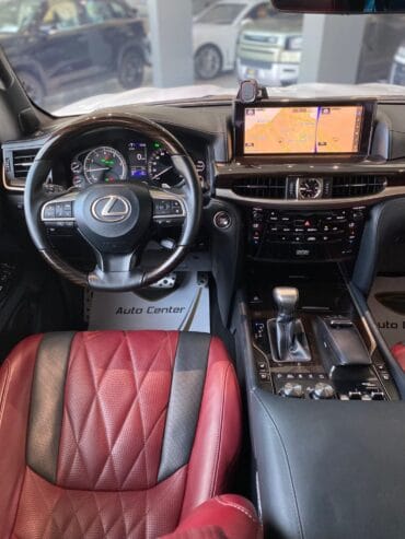 Lexus LX570 S Black Edition