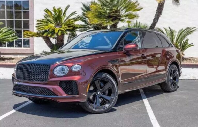 2023 Bentley Bentayga