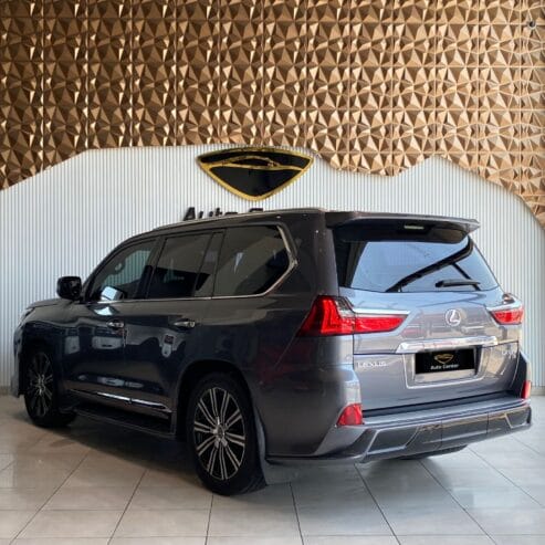 Lexus LX 570s 2019