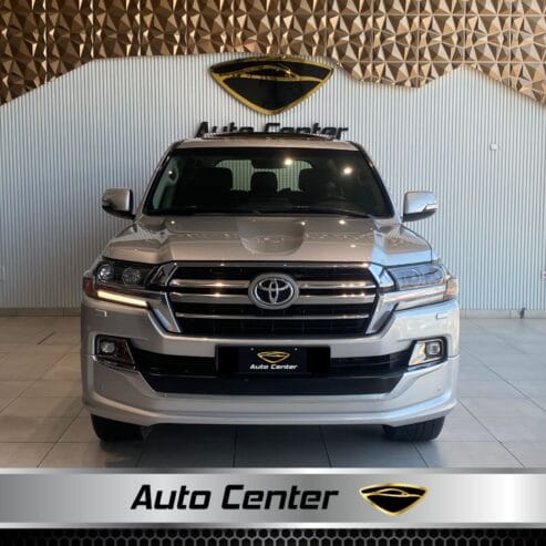 TOYOTA LAND CRUISER GXR GRAND TOURING V8 2019