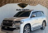 TOYOTA LAND CRUISER GXR GRAND TOURING V8 2019