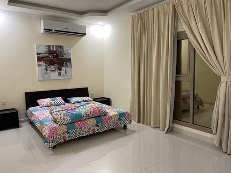 Apartment With Kids Play Area In Um Al Hassam