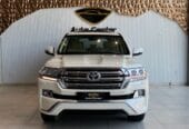 TOYOTA LAND CRUISER GXR V6 2017