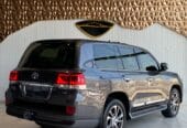 TOYOTA LAND CRUISER GXR GRAND TOURING V8 2020