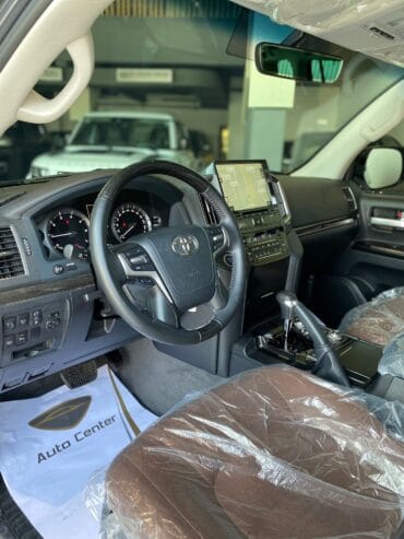 TOYOTA LAND CRUISER GXR GRAND TOURING V8 2020