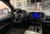 Ford Expedition XLT (30,000 Kms)