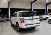 Ford Expedition XLT (30,000 Kms)