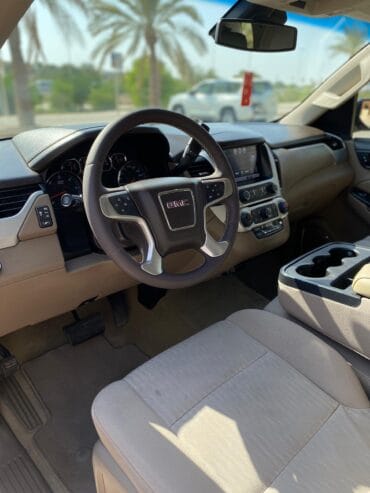 GMC YUKON SLE 2018