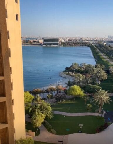 Apartment for sale in Amwaj