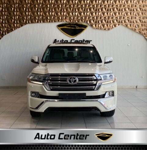 TOYOTA LAND CRUISER GXR V8 2018