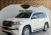 TOYOTA LAND CRUISER GXR V8 2018